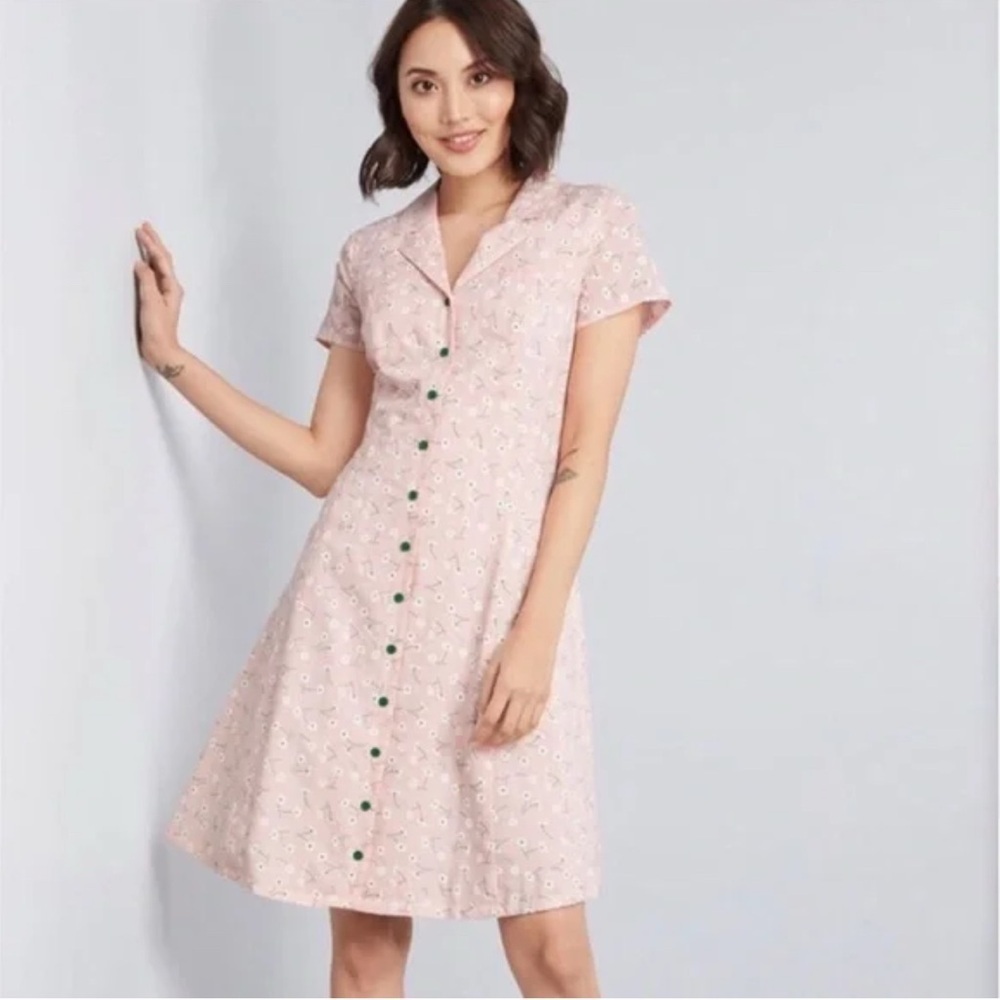 ModCloth cotton floral dress Daytime Dynamo Dress Pink Gingham White Daisy Large